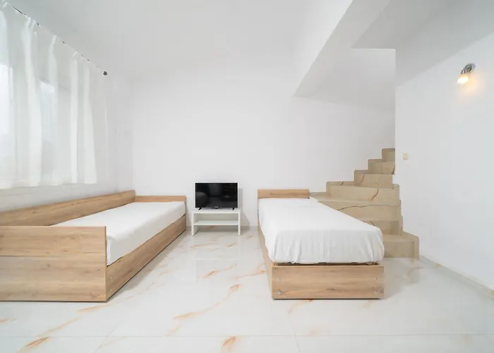 Evdokia * Chrisi Ammoudia